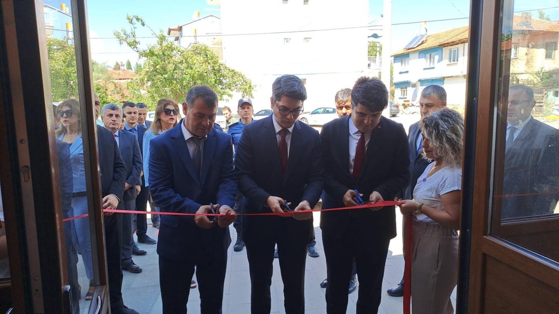 Zafer Haftası Kapsamında Afyonkarahisar Yerel Gazetelerinde Zafer Haftasının 100 Yıllık Yansımaları Adlı Sergimiz açıldı...